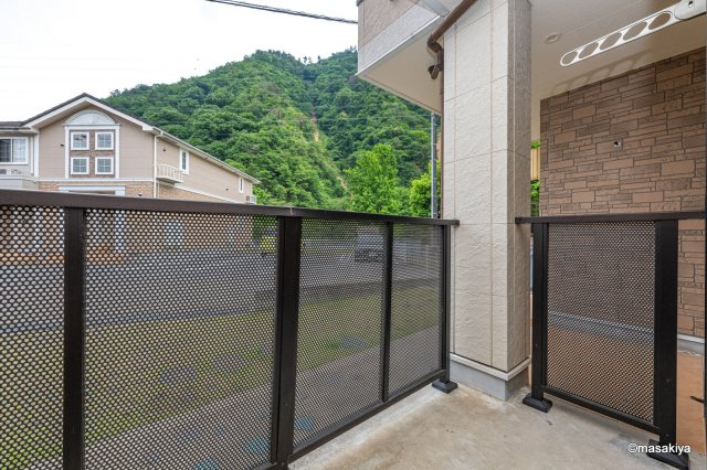 ガーデンハウス朝日山　Dのバルコニー