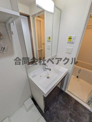 【独立洗面台】 | ベラジオ雅び京都西院Ⅱ | 独立洗面化粧台が付いています