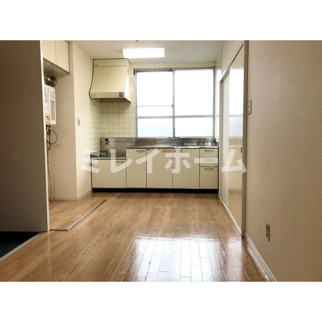 コウワマンションの内装|同建物内、別のお部屋の参考写真になります。