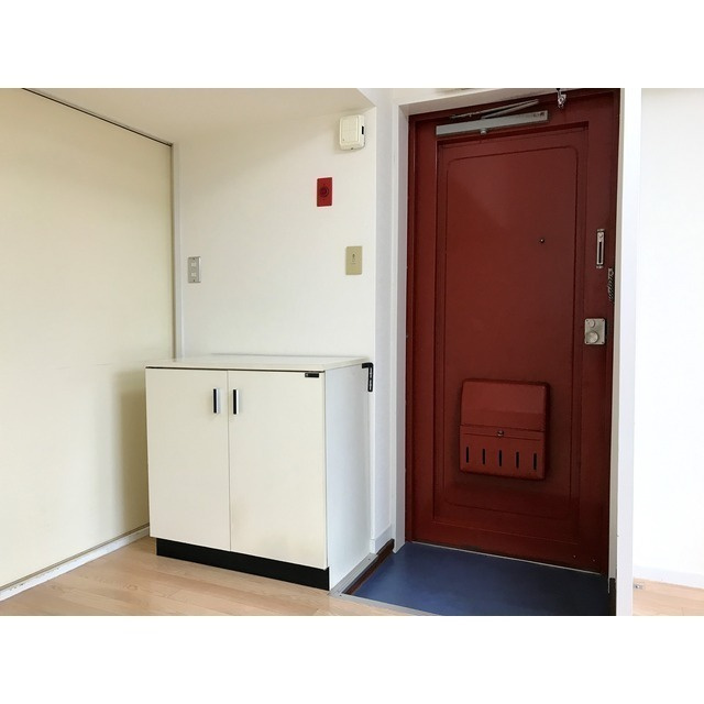 コウワマンションの玄関|同建物内、別のお部屋の参考写真になります。