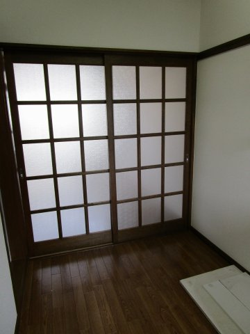 【その他】 | パラシオンN | 洋室とキッチンの仕切りあり