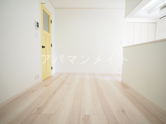 【居間・リビング】 | ハーミットクラブハウス戸塚グラン | 戸塚周辺ならアパマンメイトへＬｅｔｓ Ｇｏ ！