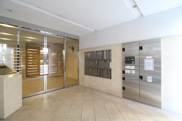 アヴィニティー銀座東のエントランス|建物の内部です