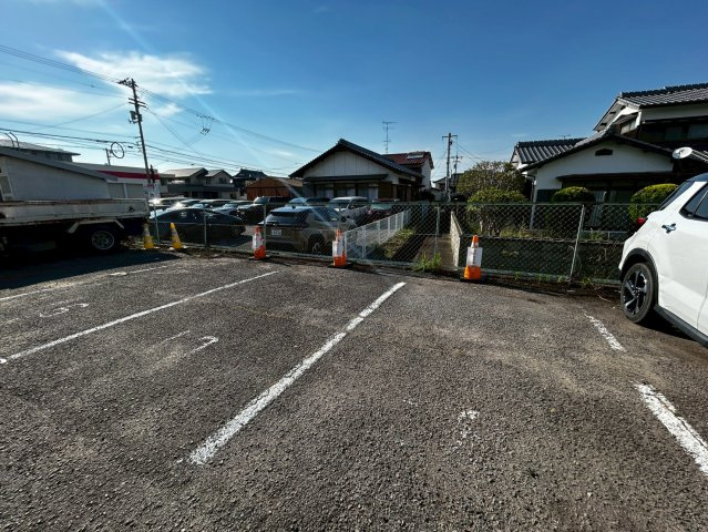 アーバンコート庄内弐番館の駐車場