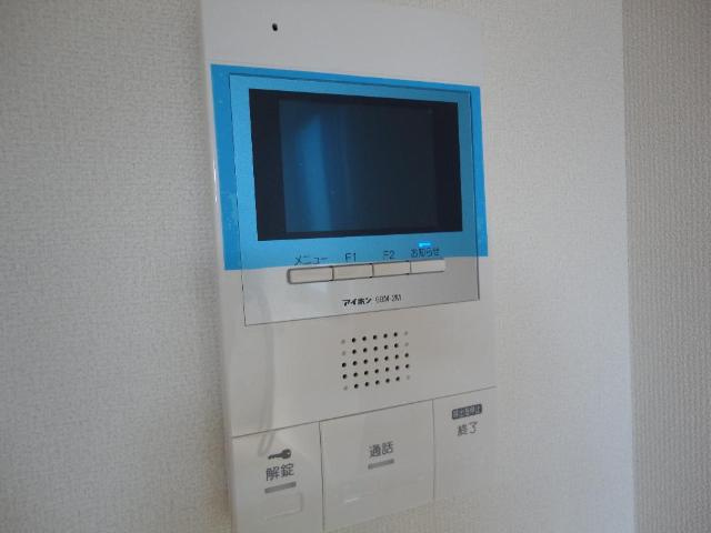 コンフォール道徳の内装|カメラ付インターホン