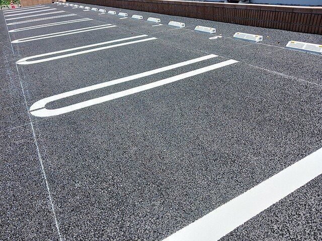 フォーエヴァーヒルズの駐車場|駐車場があるので、車を買う予定の方も安心です