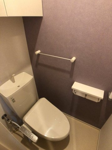リクワイヤドⅡのトイレ|コンパクトで使いやすいトイレです
