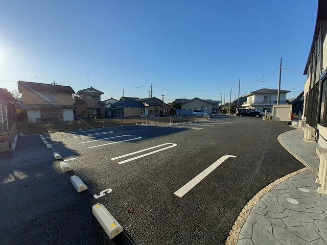 クロスローズ　パレスの駐車場|駐車場です
