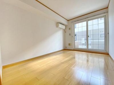 【洋室】 | Ｓｏｕｔｈ　Ｂｒｅｅｚｅ　Ｂ