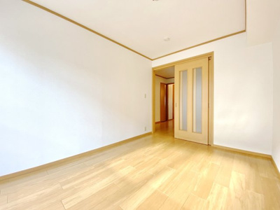 【洋室】 | Ｓｏｕｔｈ　Ｂｒｅｅｚｅ　Ｂ