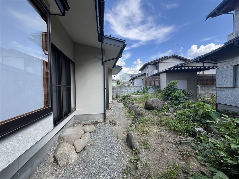 山形市小白川町5丁目1-2の庭|8/19撮影