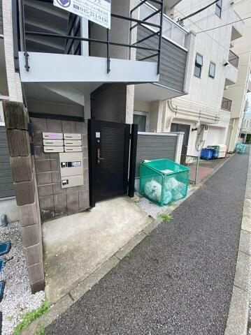 アスターハウスのエントランス