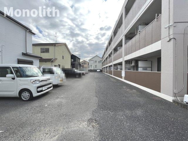 上田マンションの駐車場