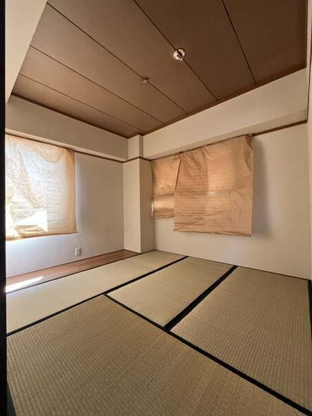 第三日鶴ビルの和室