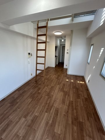 Lakia Apartment武庫之荘の居間・リビング