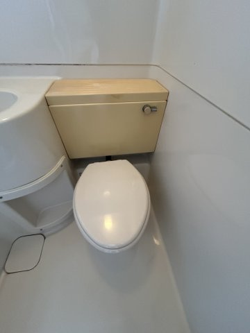 Lakia Apartment武庫之荘のトイレ