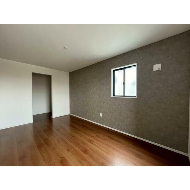 飾磨区構戸建１号棟の洋室