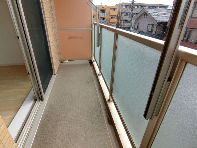 アメティスタ本中山のバルコニー