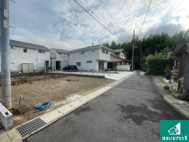 京都市西京区山田北ノ町　第1期　新築一戸建ての前面道路含む現地写真|現在建築中！落ち着いた街並みで新生活を始めることが出来そう！周辺の物件も併せてご紹介させて頂きます！
