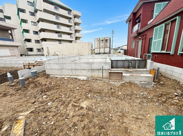 和歌山市古屋　第1期　新築一戸建ての外観|周辺は落ち着いた街並みの住宅地！子育てがしやすい住環境です！まだ未完成ですが、現地でしかわからない事もございます。是非一度ご覧ください。