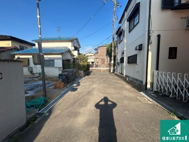 堺市東区北野田　第3期　新築一戸建ての前面道路含む現地写真|現在建築中！落ち着いた街並みで新生活を始めることが出来そう！周辺の物件も併せてご紹介させて頂きます！