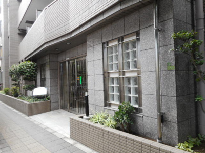【エントランス】