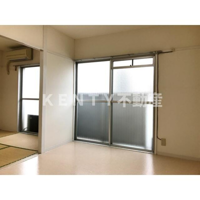 【居間・リビング】 | コウワマンション | ゆったりとした居間です