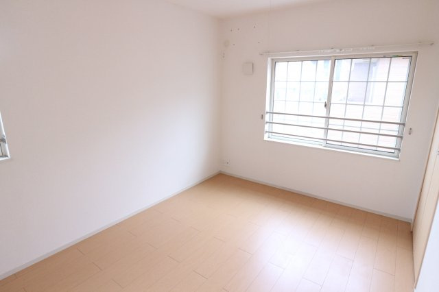 名谷ハイツの子供部屋