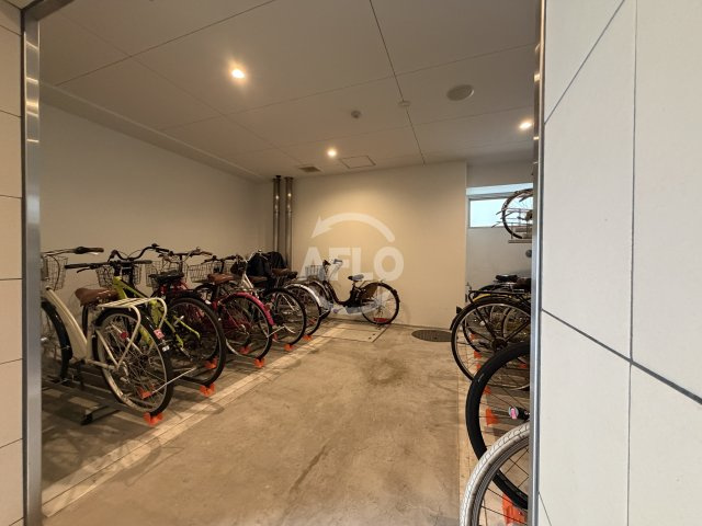 THE RESIDENCE Sのその他|駐輪場