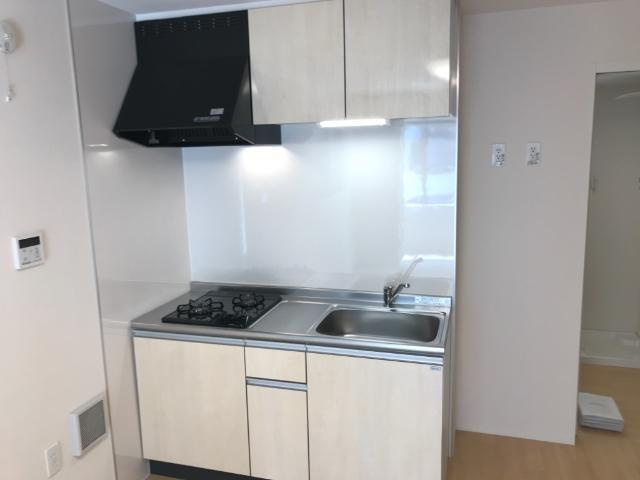 川崎市多摩区三田４丁目のアパートのキッチン