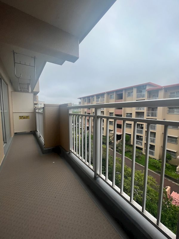 中落合第一住宅463号棟のバルコニー