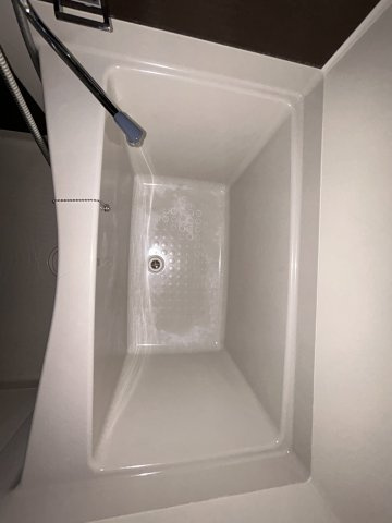 Luxe塚口の浴室|収納のためのスペースです