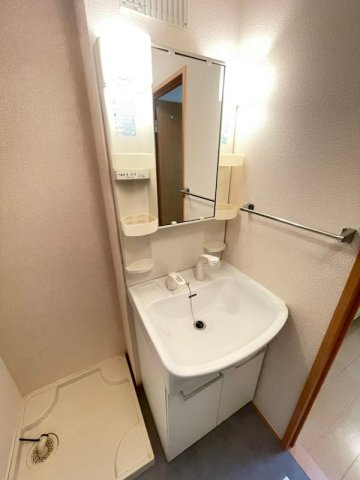 ホーミー六甲の洗面所