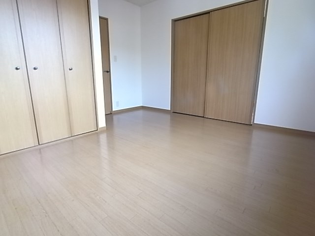 中山手ガーデンハウスＡ棟の寝室