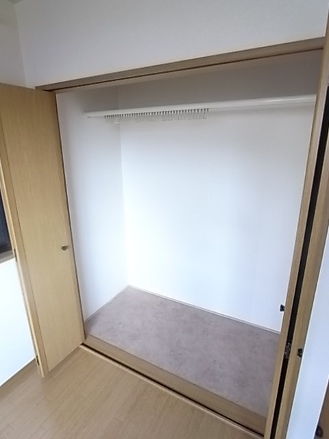 中山手ガーデンハウスＡ棟の収納