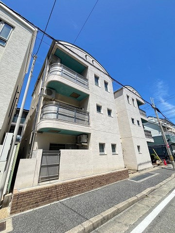 クレインコート夙川の外観