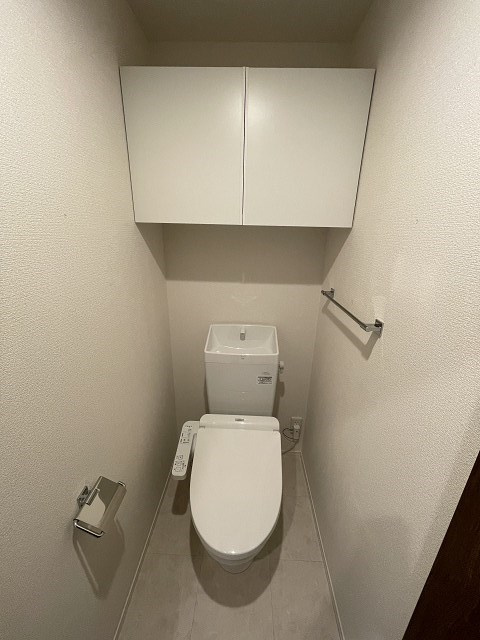 コンフォール甲子園口(甲子園口4丁目)のトイレ