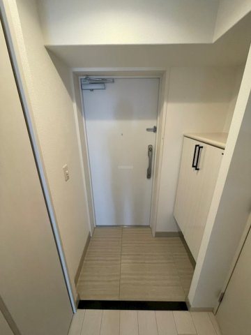 大阪市西区京町堀１丁目の賃貸マンションの玄関