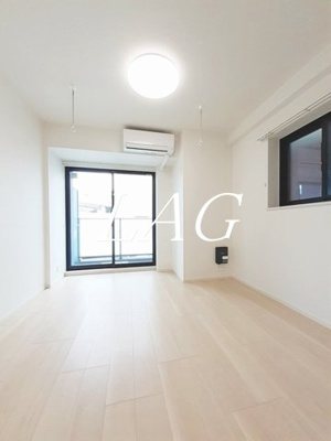 【居間・リビング】 | ジョリ　シャルマン | 洋室のお部屋です。