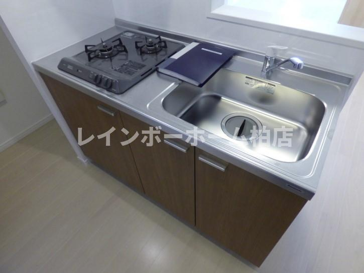 特典：仲介手数料が無料です!!のキッチン|※別部屋反転タイプ写真。