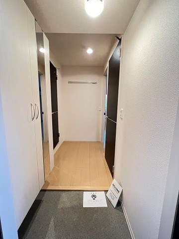リレント武庫之荘の玄関|落ち着いた玄関です