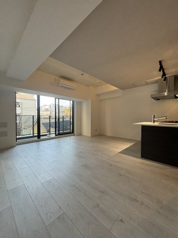 ＧＬＡＭ　ＳＴＥＬＬＡ松屋町の居間・リビング