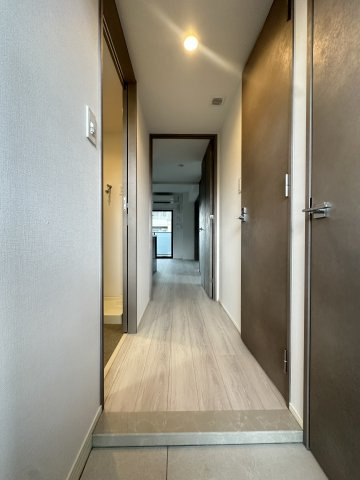 S-RESIDENCE薬院aureateの玄関