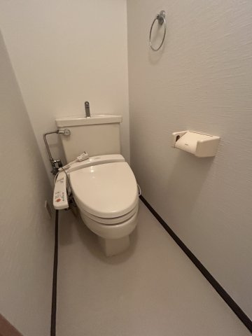 クレール西町（南館）のトイレ|清潔感のあるトイレです