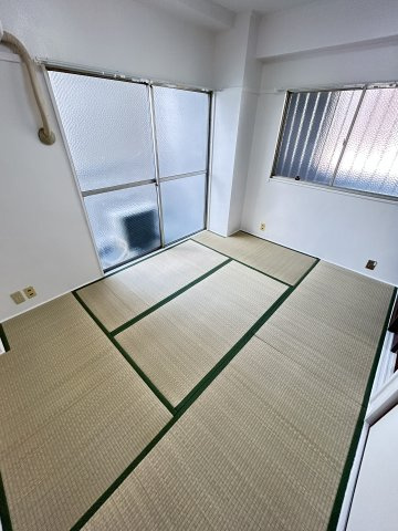 山海マンションの和室