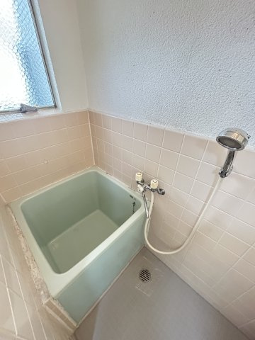 山海マンションの浴室