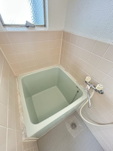 山海マンションの浴室