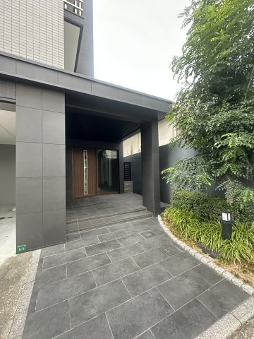 アーバン ヴィラのエントランス