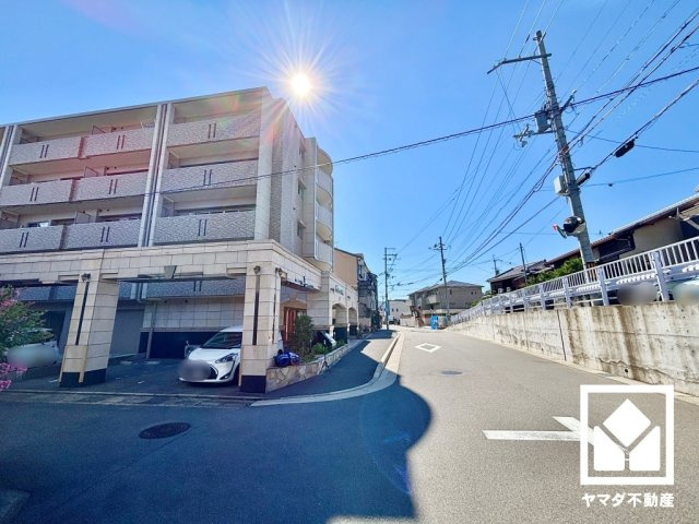 グローバル淀の外観