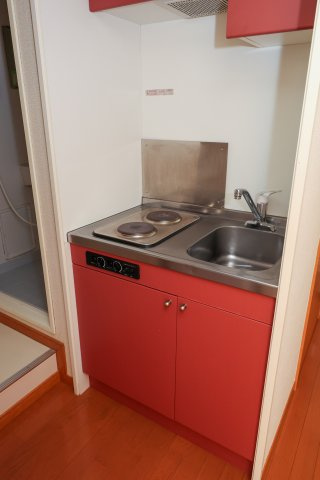 ロフト結城のキッチン|ミニキッチン　※同間取りの106号室のお写真です